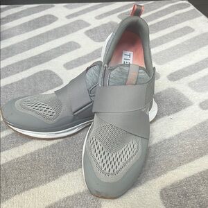 Women's Gray Athletic Shoes